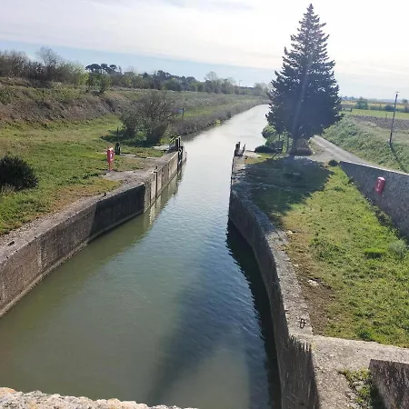 A ,domaine De La Barque A 5 Mins De Narbonne