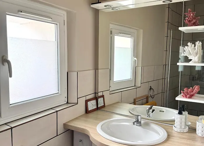 Hébergement de vacances De Charme à 10 Min De Narbonne *