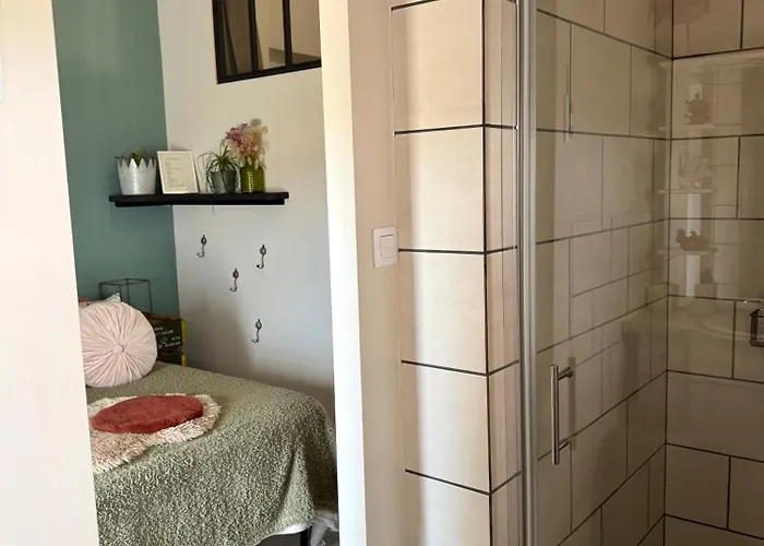 De Charme à 10 Min De Narbonne Hébergement de vacances Moussan