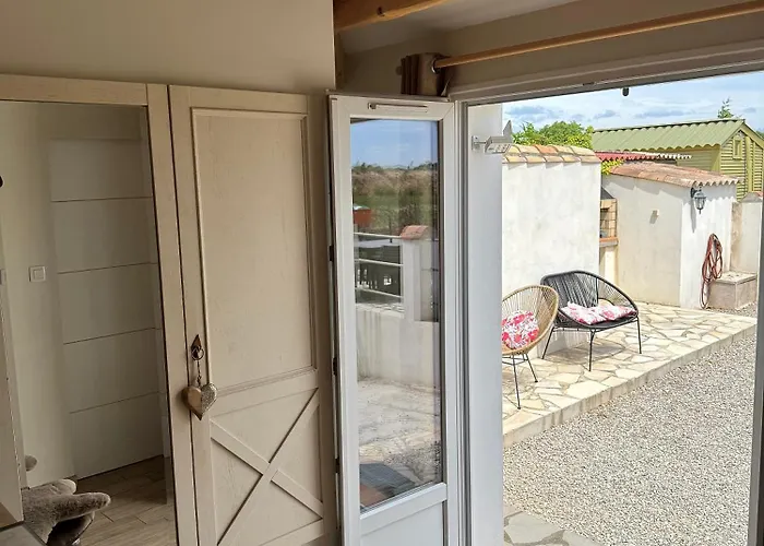 De Charme à 10 Min De Narbonne Hébergement de vacances Moussan